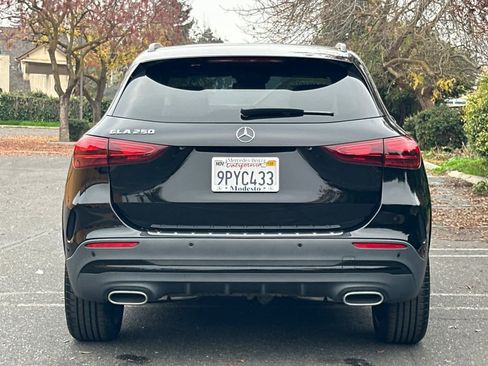 Certified 2025 Mercedes-Benz GLA 250 image 4