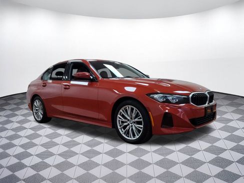 Used 2023 BMW 330i Sedan w/ Premium Package image 6