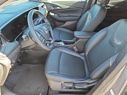 Certified 2025 Buick Encore GX Sport Touring w/ Advanced Technology Package image 16