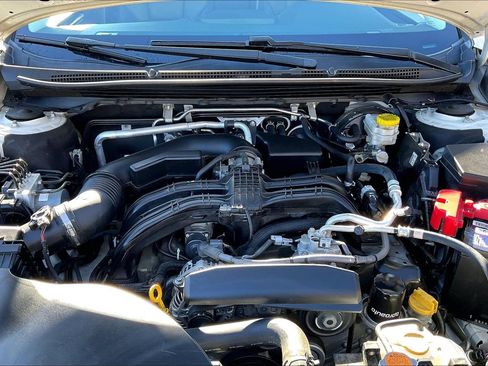 Used 2020 Subaru Outback Limited image 9