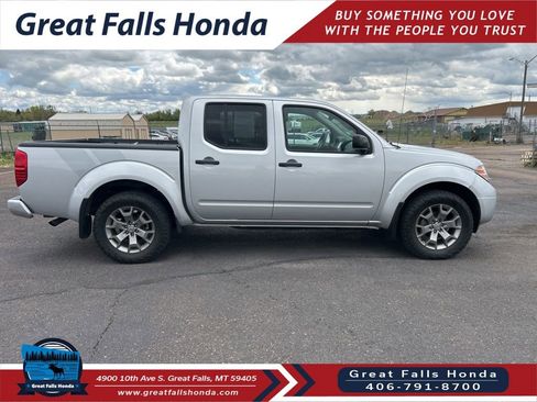 Used 2020 Nissan Frontier SV AWD/4WD image 9