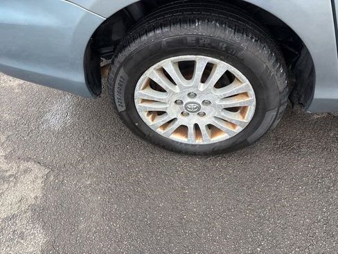 Used 2009 Toyota Sienna XLE image 41