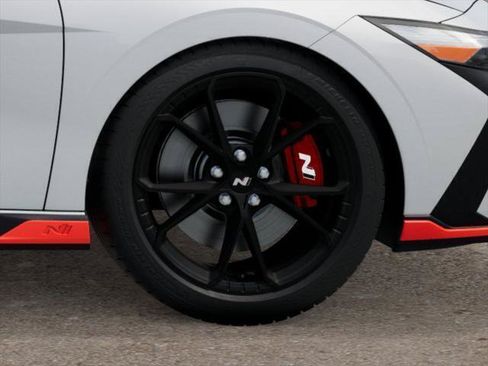New 2026 Hyundai Elantra N FWD image 8