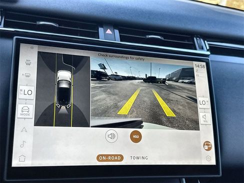 Used 2025 Land Rover Range Rover Velar Dynamic SE image 25