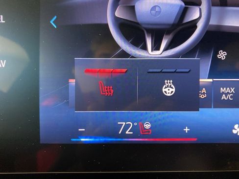 New 2025 BMW X1 xDrive28i w/ Premium Package image 17