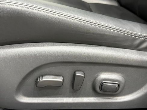 Used 2023 Nissan Murano SV image 19