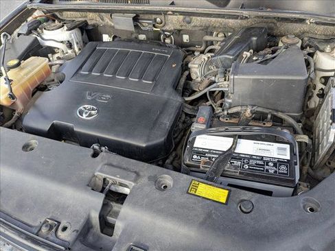 Used 2010 Toyota RAV4 Sport image 20