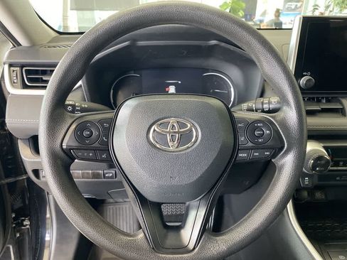Used 2024 Toyota RAV4 XLE w/ Convenience Package AWD/4WD image 17