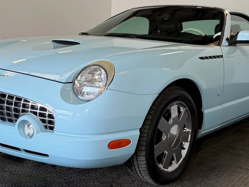 Used 2003 Ford Thunderbird RWD image 4