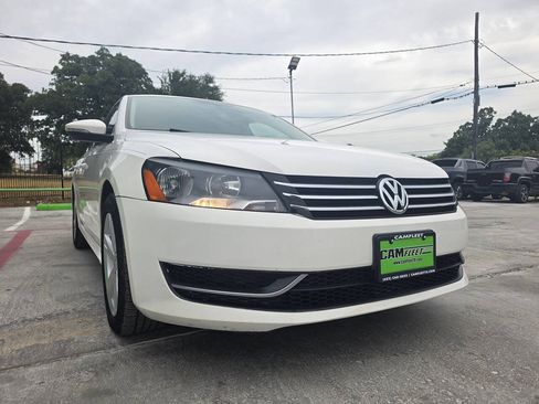 Used 2012 Volkswagen Passat 2.5 SE FWD image 4