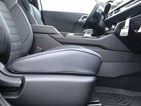 New 2026 Mitsubishi Outlander Trail Edition image 21