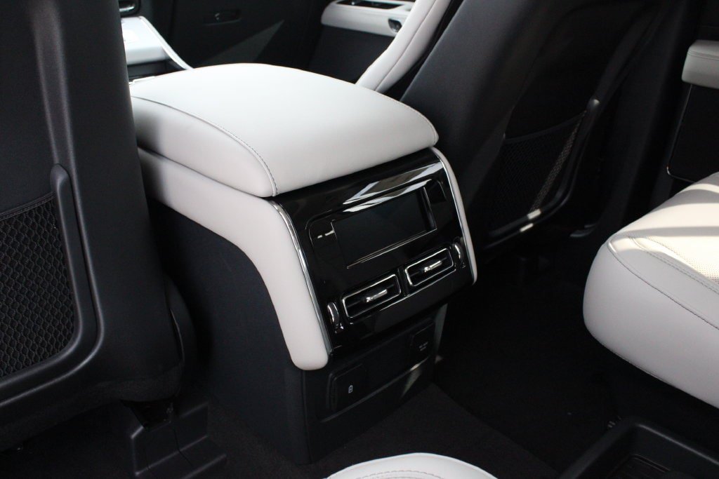 New 2027 Lincoln Aviator AWD image 23