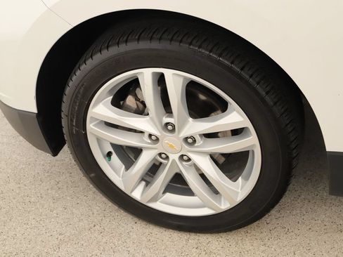 Used 2020 Chevrolet Equinox Premier FWD image 37