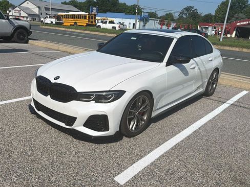 Used 2022 BMW M340i xDrive w/ Premium Package AWD/4WD image 2