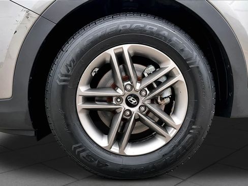 Used 2017 Hyundai Santa Fe Sport FWD image 11