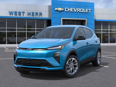 New 2027 Chevrolet Bolt LT FWD image 6
