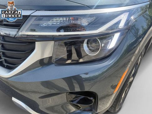 Certified 2025 Kia Seltos S FWD image 22