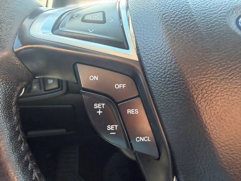 Used 2020 Ford Edge SEL AWD/4WD image 14