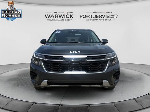 Certified 2025 Kia Seltos S FWD image 8