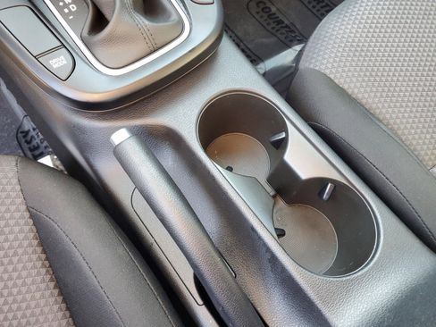 Certified 2025 Kia Soul LX image 22