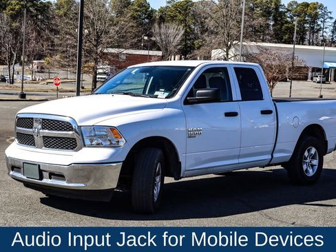 Used 2024 RAM 1500 Classic SLT image 3