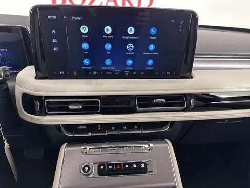 New 2026 Lincoln Aviator Premiere image 11