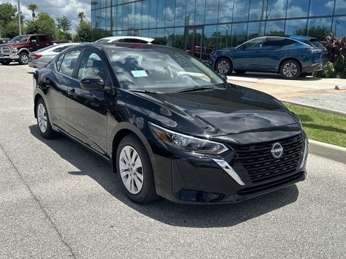 New 2025 Nissan Sentra S image 5