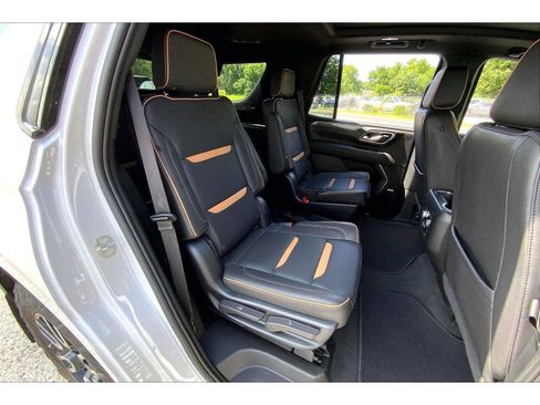 Used 2023 GMC Yukon AT4 w/ AT4 Premium Plus Package AWD/4WD image 26