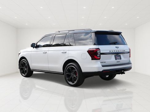 Certified 2023 Ford Expedition Limited AWD/4WD image 4