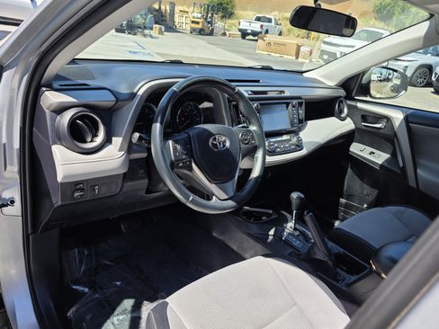 Used 2016 Toyota RAV4 XLE FWD image 14
