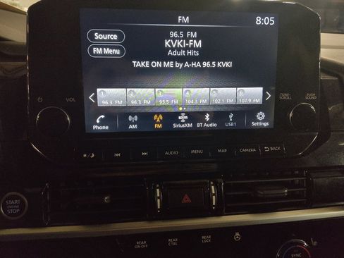 Used 2022 Nissan Pathfinder SL image 25