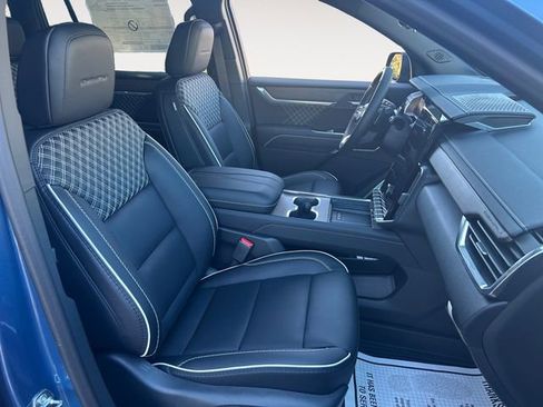 New 2026 GMC Acadia Denali w/ Super Cruise Package image 15