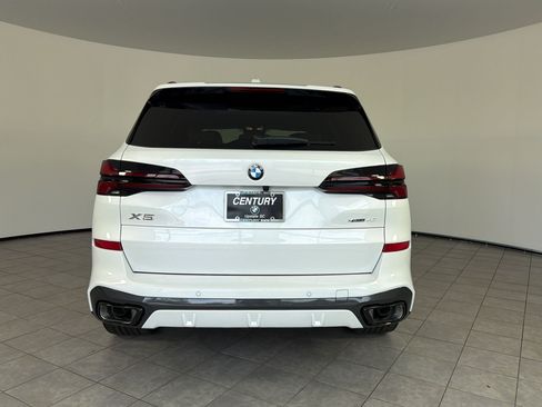 New 2026 BMW X5 xDrive40i w/ M Sport Package AWD/4WD image 10