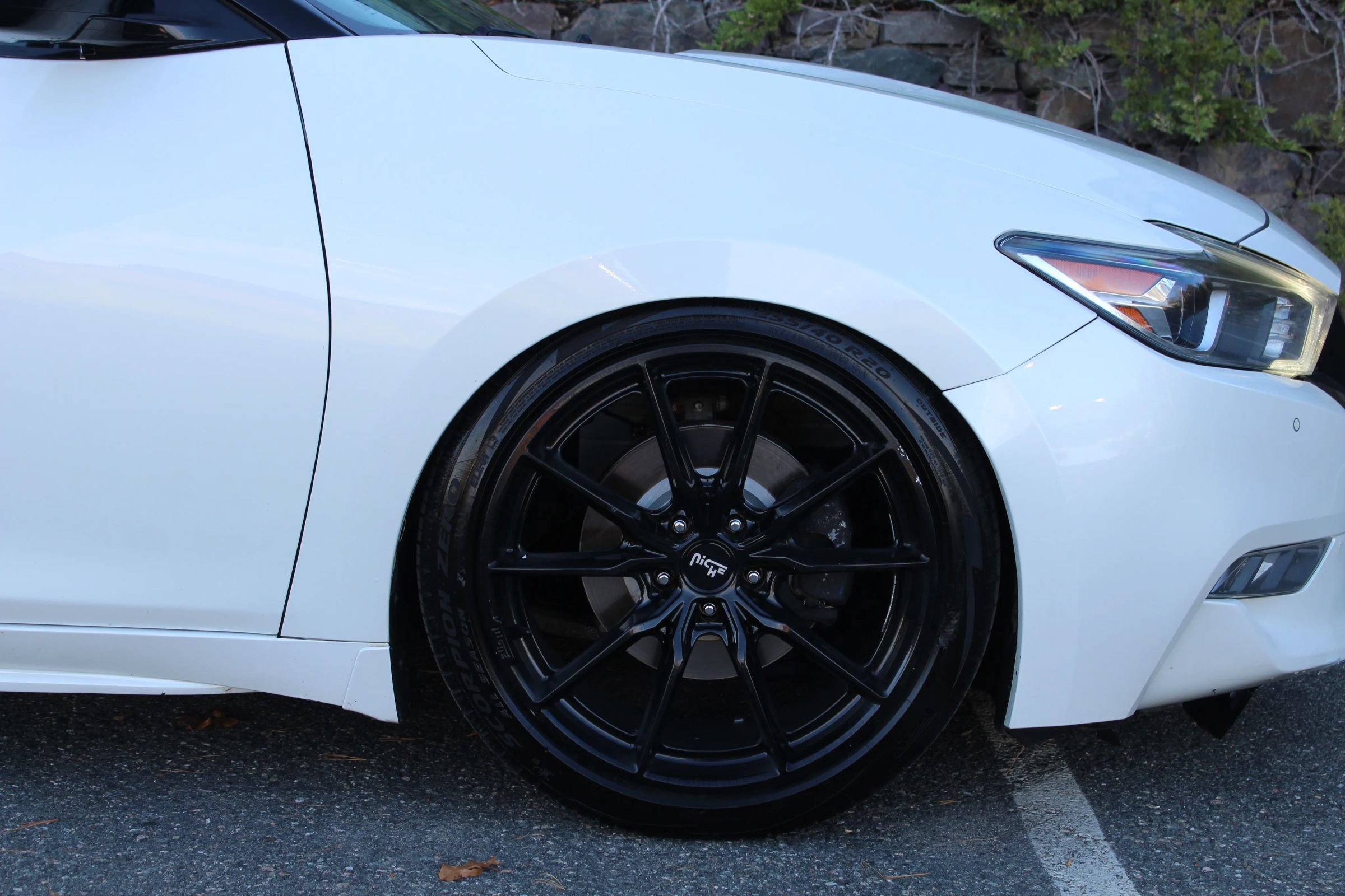 Used 2017 Nissan Maxima SR w/ Midnight Edition FWD image 37
