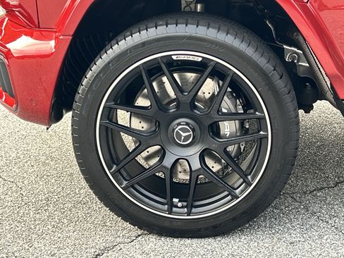 Certified 2025 Mercedes-Benz G 63 AMG 4MATIC image 15