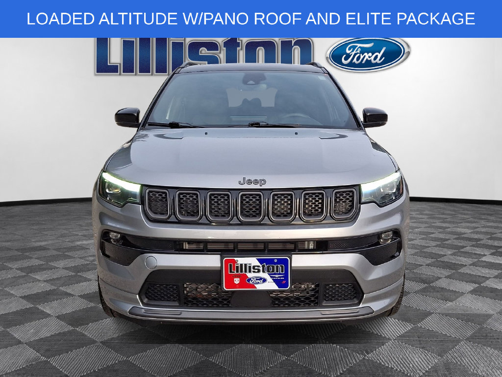 Used 2023 Jeep Compass High Altitude AWD/4WD image 2