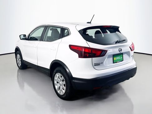 Used 2019 Nissan Rogue Sport S image 7