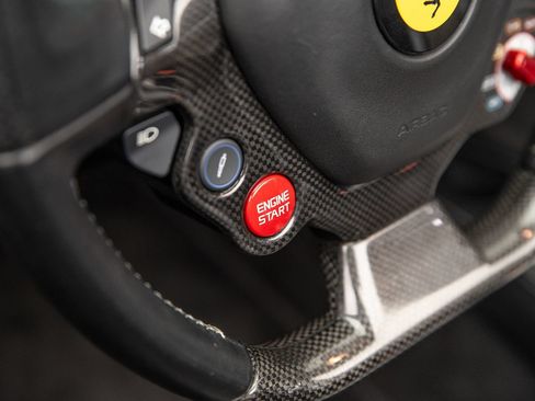 Used 2012 Ferrari 458 Spider RWD image 28
