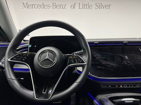 Used 2025 Mercedes-Benz E 450 4MATIC All-Terrain Wagon image 31