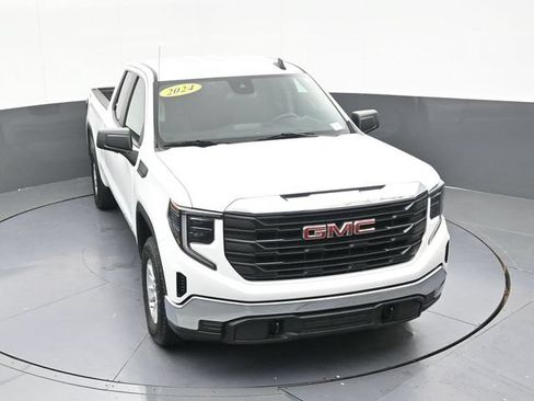 Used 2024 GMC Sierra 1500 Pro w/ Pro Value Package AWD/4WD image 41