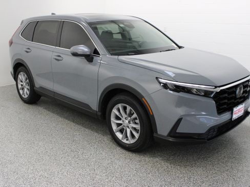 Used 2025 Honda CR-V EX-L image 4