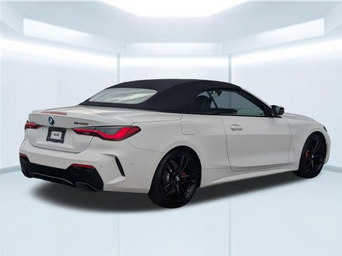 Used 2024 BMW M440i Convertible RWD image 5