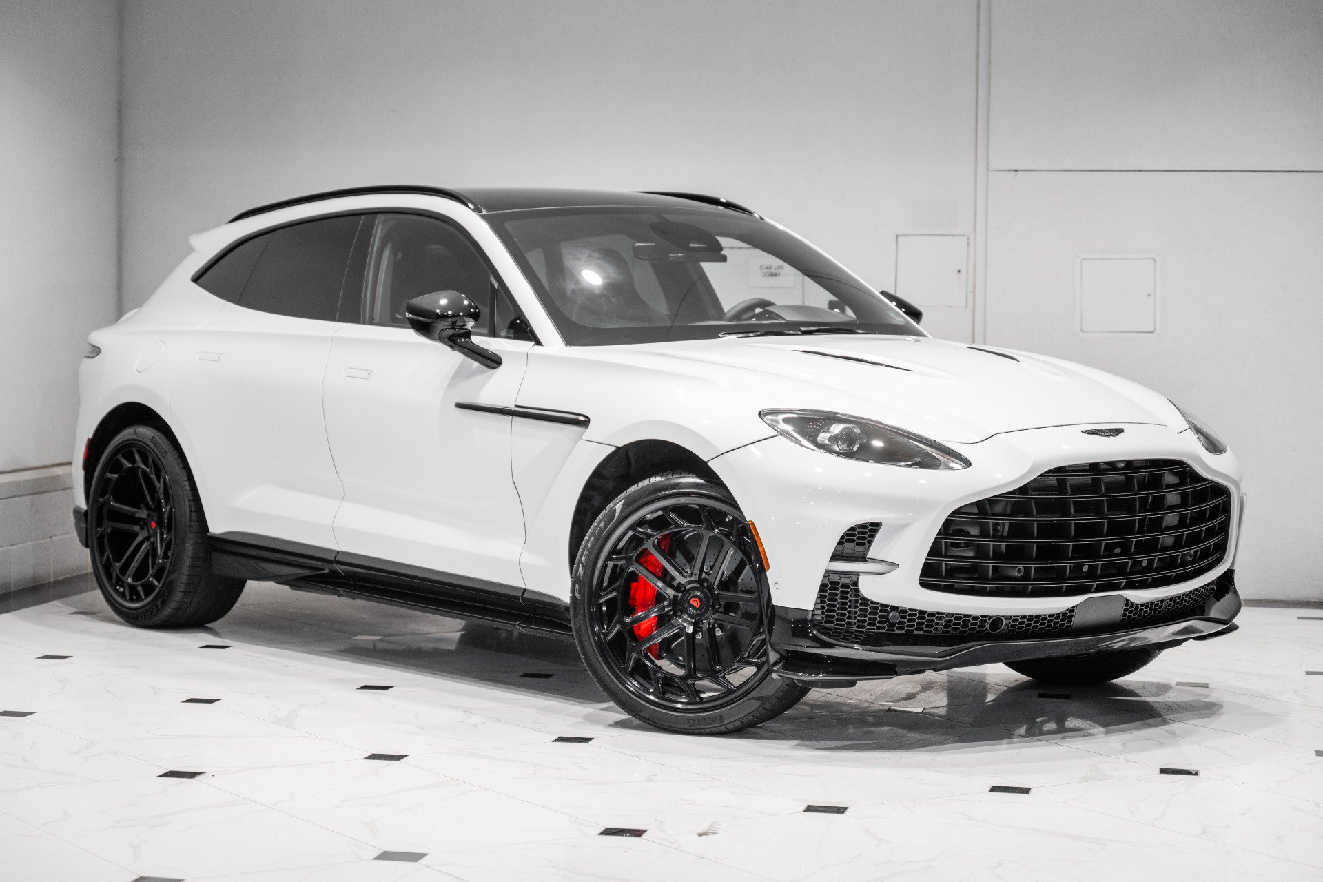 New 2026 Aston Martin DBX 707 AWD/4WD image 43