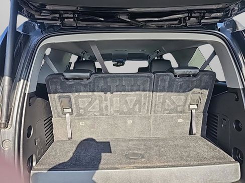 Used 2020 Chevrolet Tahoe LT image 17