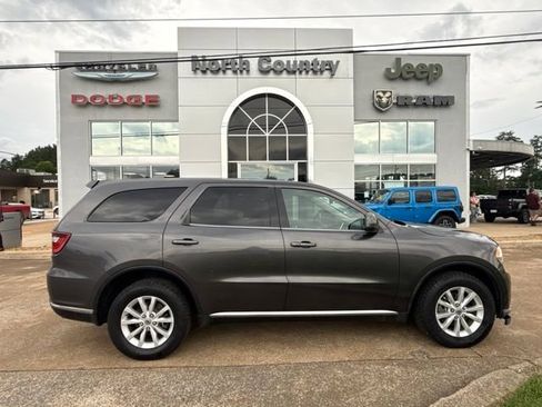 Used 2019 Dodge Durango SXT w/ 3rd Row Seating Group AWD/4WD image 1