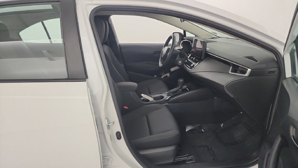 Used 2024 Toyota Corolla LE FWD image 23