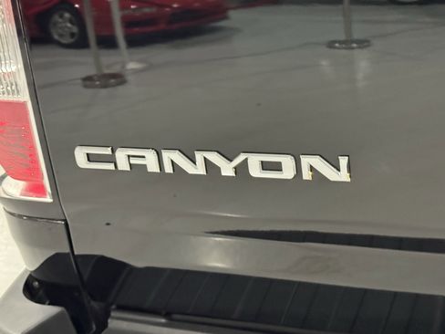 Used 2018 GMC Canyon Denali image 41