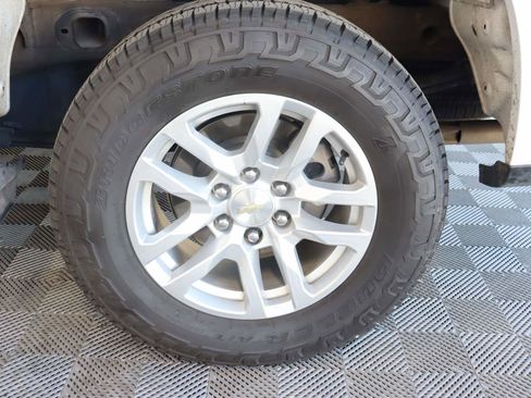 Used 2020 Chevrolet Silverado 1500 LT w/ All-Star Edition image 16