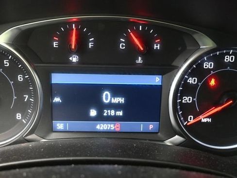 Used 2023 GMC Terrain SLT AWD/4WD image 26