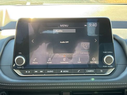 Used 2022 Nissan Rogue SV image 23